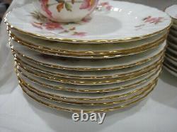 31 pcs Delicate Vintage Tea / coffee set Various pink flowers 9200 GB Clyde
