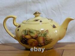 46pcs Vintage Aynsley Orchard Gold Fruit Centre Tea Coffee & Dinner Service