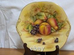 46pcs Vintage Aynsley Orchard Gold Fruit Centre Tea Coffee & Dinner Service