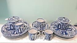 Antique Mosa Maastricht Dutch Long Eliza Porcelain Coffee Can Cup & Saucers set