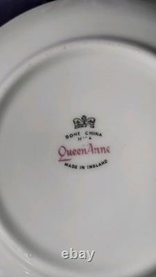 Beautiful Vintage Queen Anne Bone China Tea/Coffee Set 18 Piece boxed