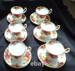 Country Roses Beautiful Vintage 15 Piece Coffee Set Stunning