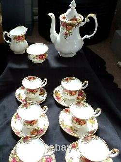 Country Roses Beautiful Vintage 15 Piece Coffee Set Stunning