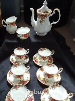 Country Roses Beautiful Vintage 15 Piece Coffee Set Stunning