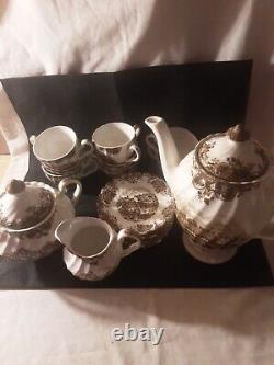 Johnson Brothers Vintage Coffee Set. Pot, Jug, Sugar Bowl, 8 Cup+ Saucers MC