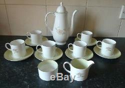 Lovely Vintage Susie Cooper'wild Rose' Coffee Set For Six With Gold Trim