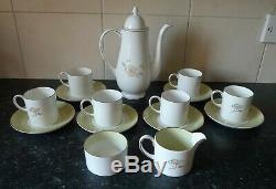 Lovely Vintage Susie Cooper'wild Rose' Coffee Set For Six With Gold Trim