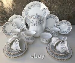 Paragon China'Cornfield' 22pc Coffee Set. Beautiful Pattern & Condition