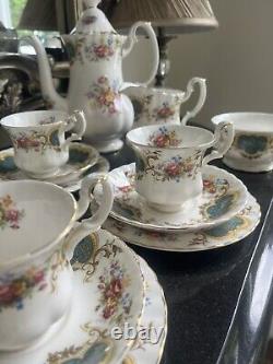 Royal Albert Berkeley Coffee Pot Cup Saucer Trios Milk Sugar 21 Pieces