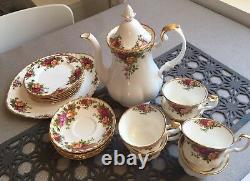 Royal Albert Old Country Roses 20 piece Coffee Set
