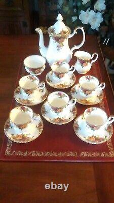 Royal Albert Old Country Roses Cups, Saucers, Milk Jug, Sugar Bowl & Coffee Pot