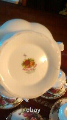 Royal Albert Old Country Roses Cups, Saucers, Milk Jug, Sugar Bowl & Coffee Pot