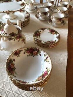 Royal Albert Old Country Roses Vintage Bone China Dinner & Tea Set 62 pieces