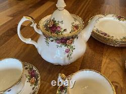 Royal Albert old country roses Set Tea Pot Coffee Plates Vintage China 46 Pieces