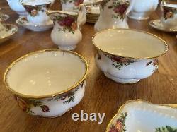 Royal Albert old country roses Set Tea Pot Coffee Plates Vintage China 46 Pieces