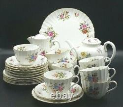 Royal Worcester White Roanoke Tea Set for 6 People 1st Quality