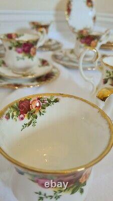 Royal albert old country roses 26 Pc Coffee Set For 6 People 6 Trios