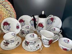 True VTG Bone China Coffee Set Teacups Saucer Plates Jug Bowl Antique Rose Trios