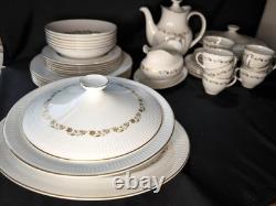 Vintage Complete Royal Doulton FAIRFAX DINNER and coffee SET FOR 6