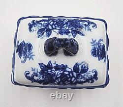Vintage Cracker Barrel Blue & White Porcelain 9 Piece Tea/Coffee Set Flow Blue