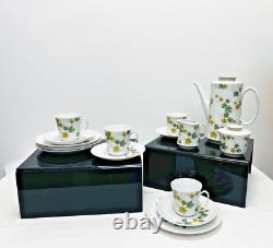 Vintage Eschenbach Bavaria White Ivy Pattern 15 piece Coffee or Tea Set (10)