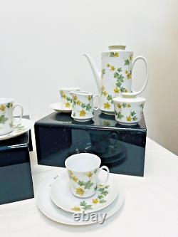 Vintage Eschenbach Bavaria White Ivy Pattern 15 piece Coffee or Tea Set (10)