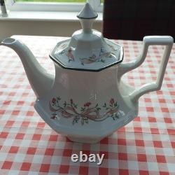 Vintage Eternal Beau Dinner Set And Tea/Coffee Teapot Set VGC