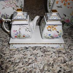 Vintage Franklin Mint Fine Porcelain Tea And Coffee Set With Sugar And Creamer