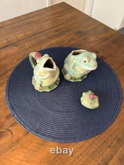 Vintage Frog Tea/Coffee Set