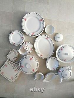 Vintage Johnson Brothers Summerfields Dinner Service / Set. Plates Red poppy