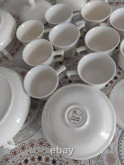 Vintage Lincoln Bhs Barratt Tureen And Tea Sets All In Good Condition £85