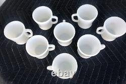 Vintage Mid Century Set Of 8 Milk Glass Federal Glass D Handle Coffee Cups Mugs