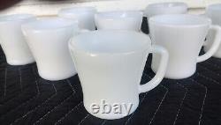 Vintage Mid Century Set Of 8 Milk Glass Federal Glass D Handle Coffee Cups Mugs