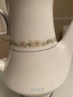 Vintage Noritake TRILBY #6908 Coffee Pot Daisy Pattern No Chips Or Cracks