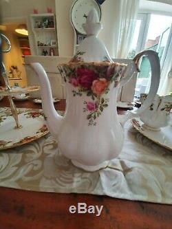 Vintage Royal Albert 1962 Old Country Roses Tea & Coffee Set 38 Piece