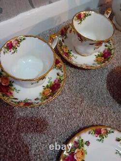 Vintage Royal Albert Old Country Rose 18 Piece Coffee Set