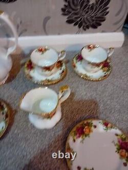 Vintage Royal Albert Old Country Rose 18 Piece Coffee Set