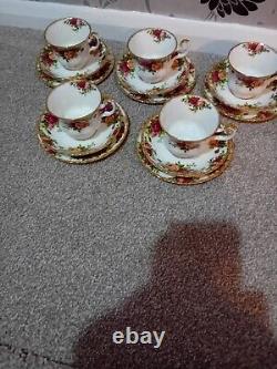 Vintage Royal Albert Old Country Rose 18 Piece Coffee Set