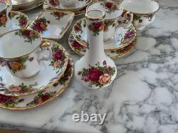 Vintage Royal Albert Old Country Roses 25pcs Coffee Set Mint Condition