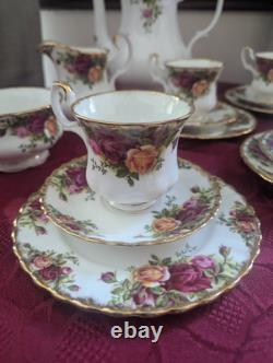 Vintage Royal Albert Old Country Roses Large Coffee Pot Set X 19 Items