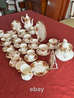 Vintage Royal Albert Old Country Roses Tea And Coffee Set 44 Pieces