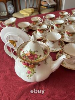 Vintage Royal Albert Old Country Roses Tea And Coffee Set 44 Pieces