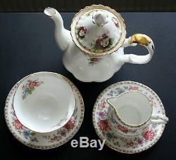 Vintage Royal Grafton Malvern Fine Bone China Tea / Coffee Set 36 Pieces