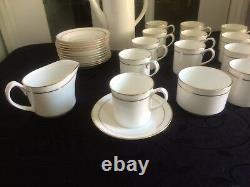 Vintage Royal Worcester Coffee Service 27 pieces for 12 People