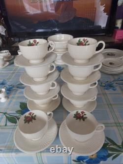 Vintage Wedgwood Moss Rose Of Etruria &Barlaston Dinner &tea or Coffee T4 £100