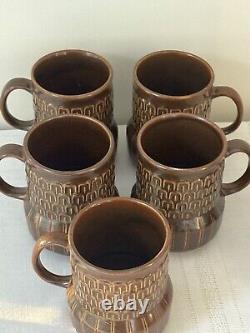 Vtg Wedgwood Pennine Coffee Pot, Creamer Jug, 5 Mugs 1960s England Pottery Set