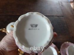 Ensemble à café en porcelaine vintage antique de Bavière / 12 tasses et soucoupes demi-format + 2 pièces