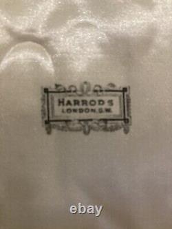 Ensemble de 6 cuillères à café en argent massif poinçonnées Harrods vintage dans leur boîte d'origine.