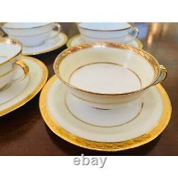 Ensemble de 6 tasses à café / thé en porcelaine de Limoges France avec bordure dorée et soucoupe d'époque