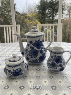 Ensemble de café Adams BLUE BUTTERFLY en faïence anglaise (Groupe Wedgwood)